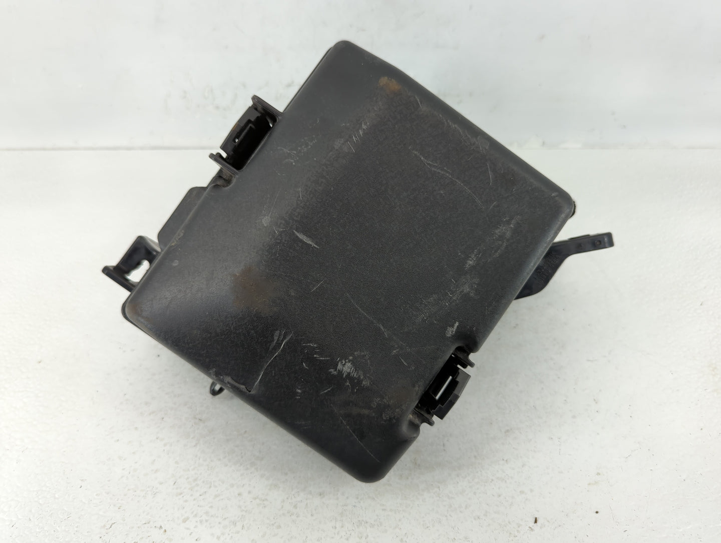 2016-2019 Kia Optima Fusebox Fuse Box Panel Relay Module P/N:91950-D5822 Fits Fits 2016 2017 2018 2019 OEM Used Auto Parts -