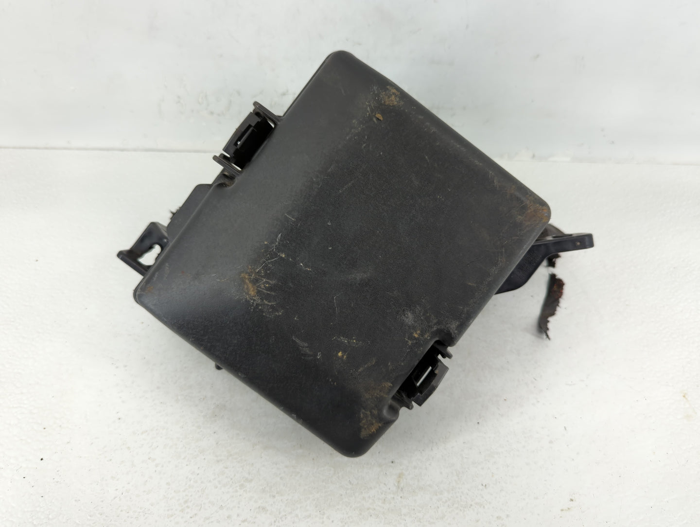 2016-2019 Kia Optima Fusebox Fuse Box Panel Relay Module P/N:91950-D5822 Fits Fits 2016 2017 2018 2019 OEM Used Auto Parts -