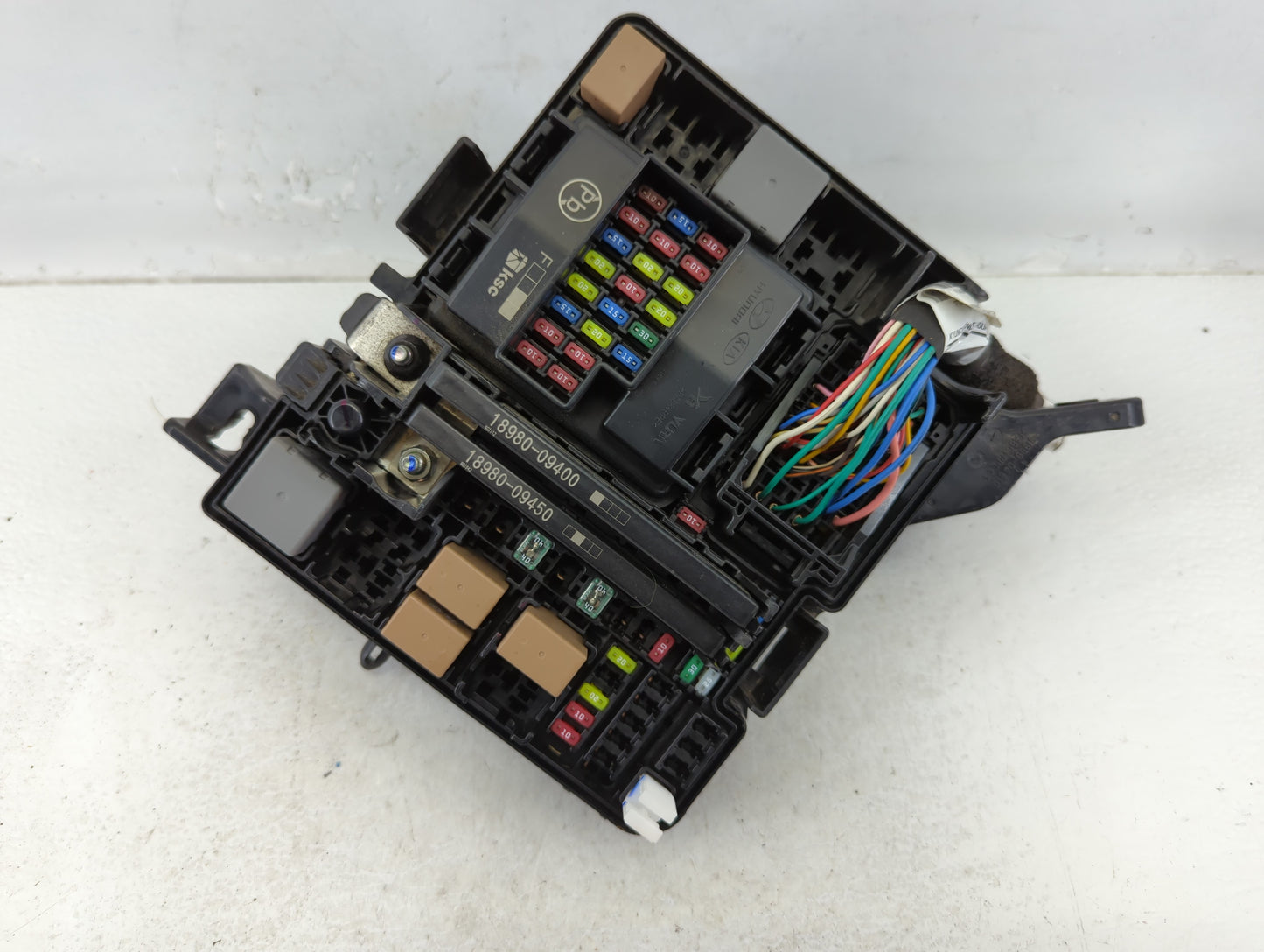 2016-2019 Kia Optima Fusebox Fuse Box Panel Relay Module P/N:91950-D5822 Fits Fits 2016 2017 2018 2019 OEM Used Auto Parts -