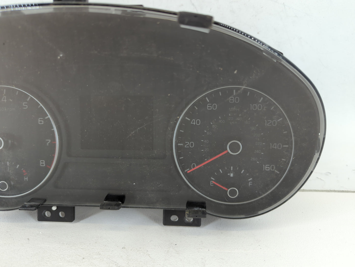 2017-2018 Kia Optima Instrument Cluster Speedometer Gauges P/N:94001-D5310 Fits Fits 2017 2018 OEM Used Auto Parts - Oemused