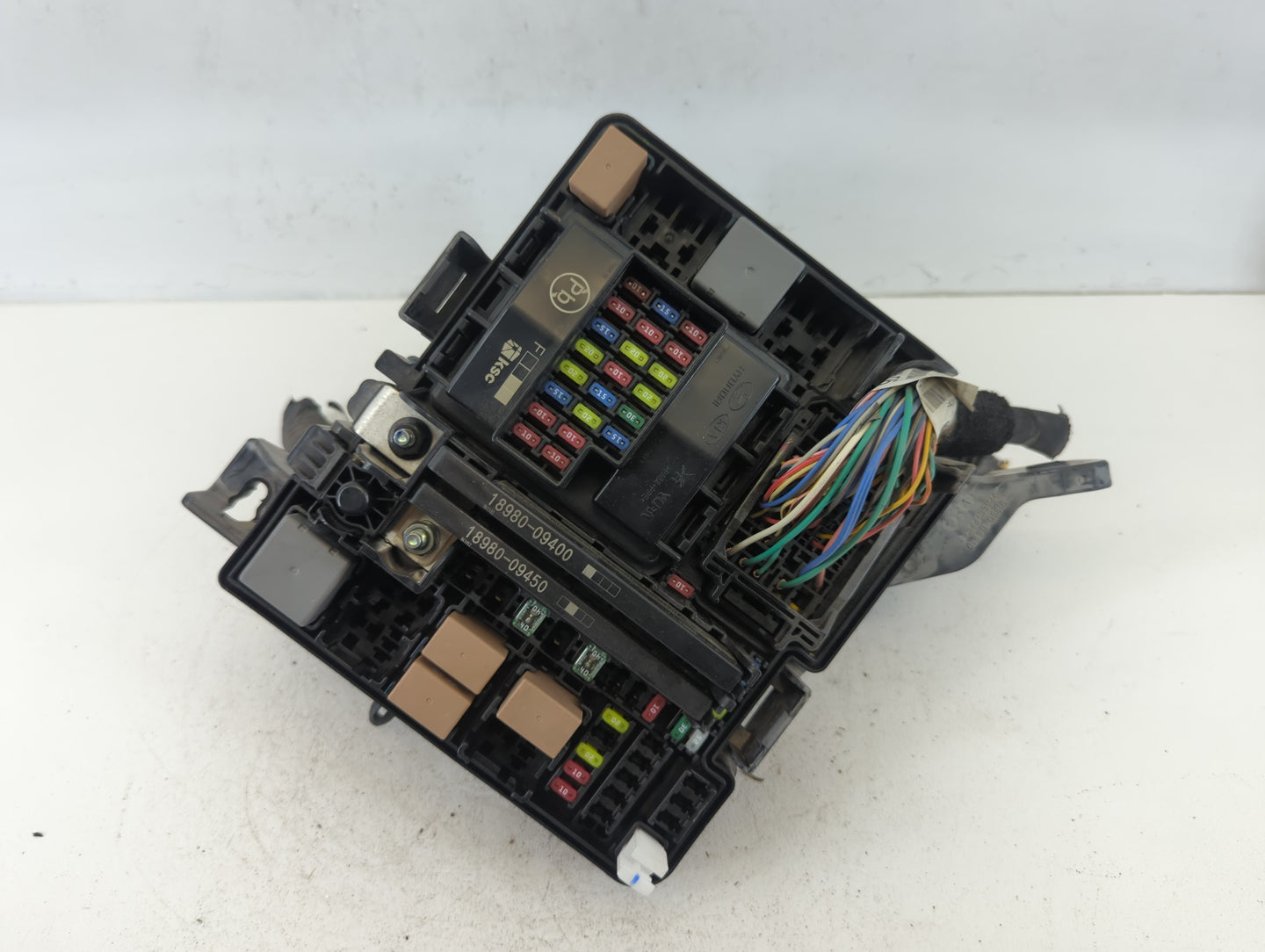 2016-2019 Kia Optima Fusebox Fuse Box Panel Relay Module P/N:91950-D5822 Fits Fits 2016 2017 2018 2019 OEM Used Auto Parts -