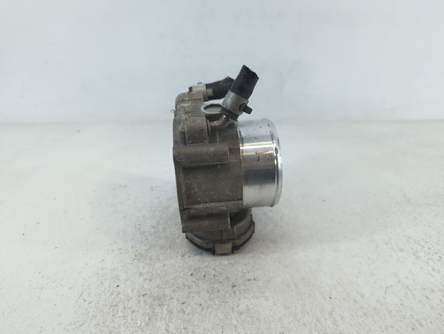 2016-2020 Kia Optima Throttle Body P/N:35100-2G600 Fits Fits 2015 2016 2017 2018 2019 2020 2021 OEM Used Auto Parts - Oemuse