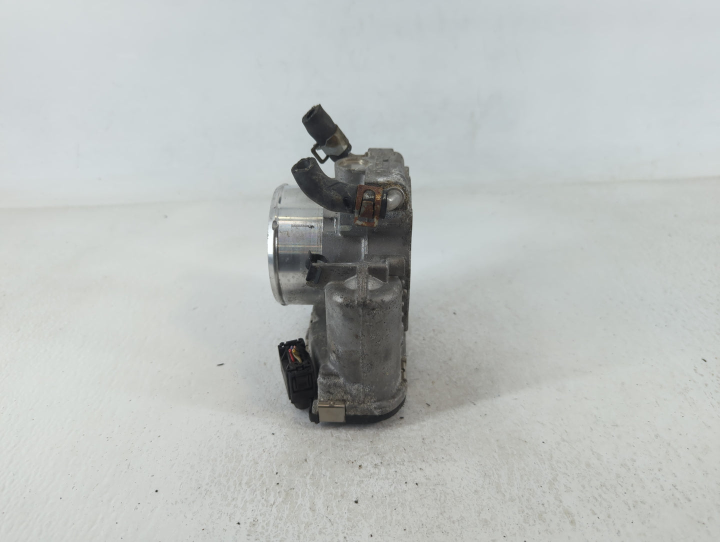 2016-2020 Kia Optima Throttle Body P/N:35100-2G600 Fits Fits 2015 2016 2017 2018 2019 2020 2021 OEM Used Auto Parts - Oemuse