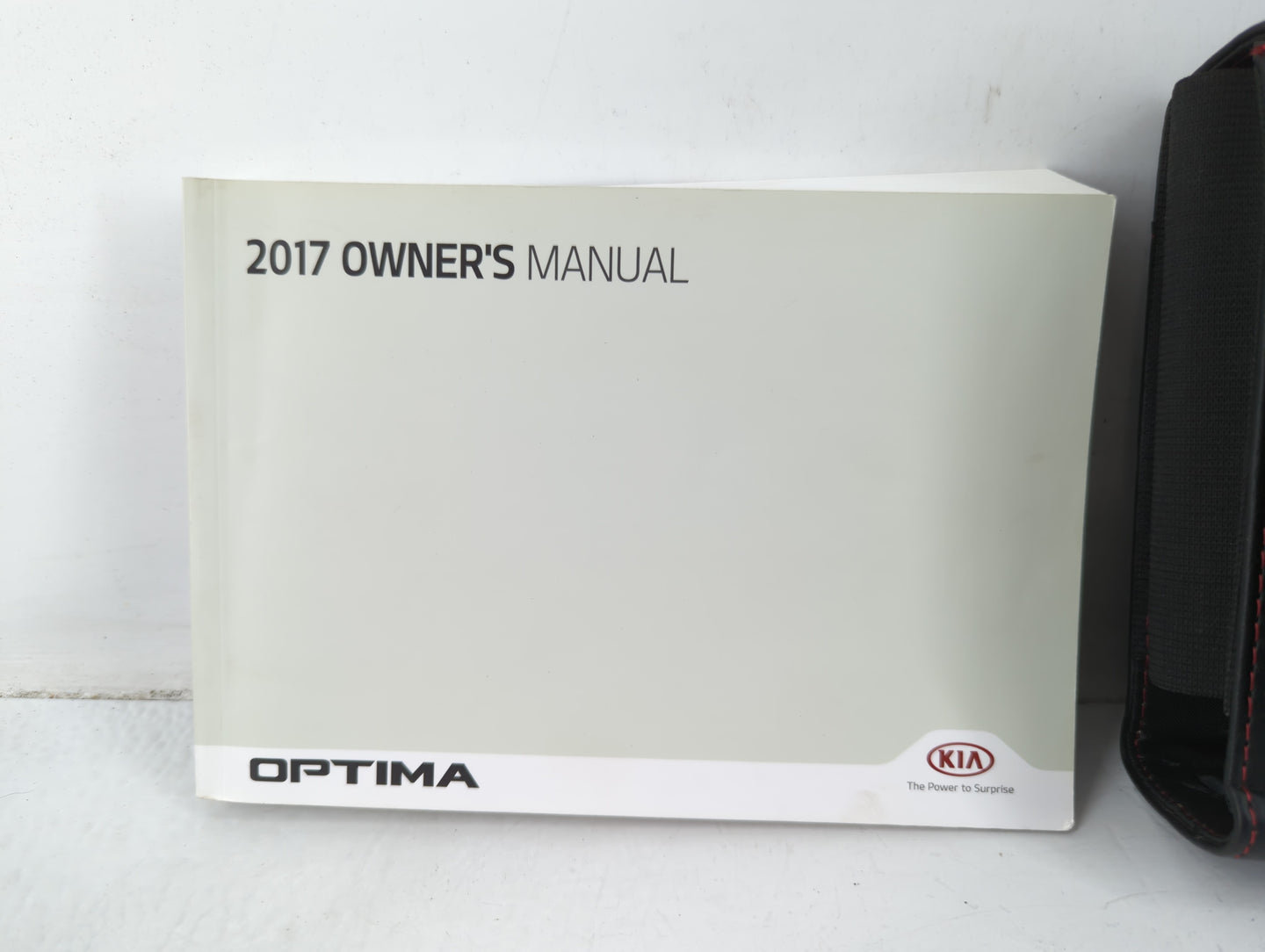 2017 Kia Optima Owners Manual Book Guide P/N:HDG5-EU74F OEM Used Auto Parts - Oemusedautoparts1.com