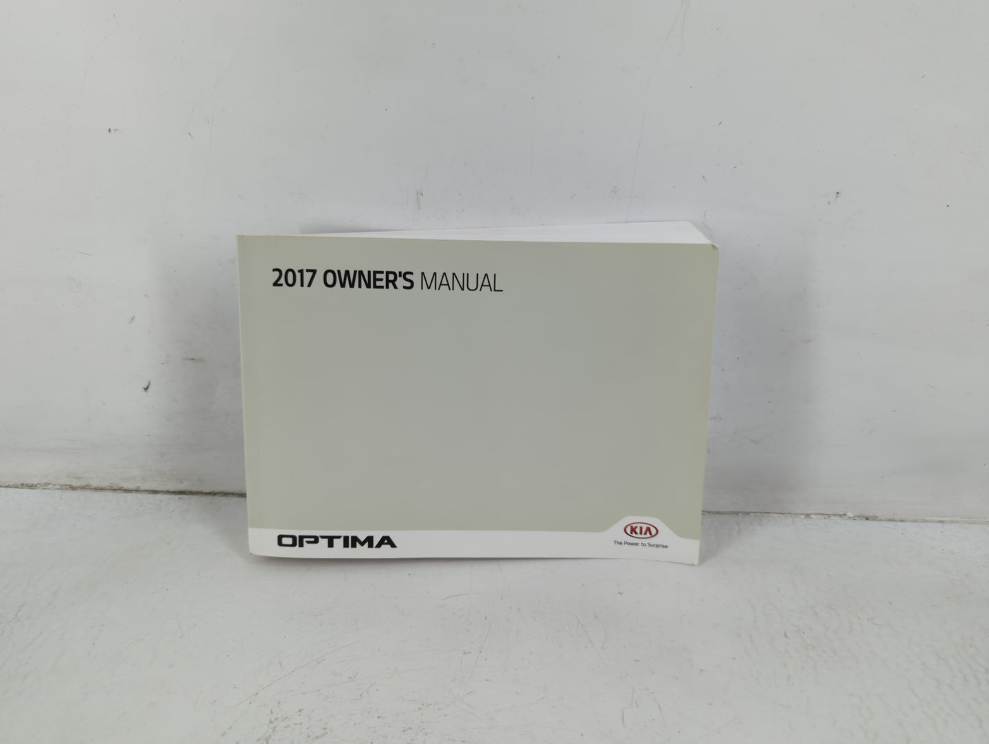 2017 Kia Optima Owners Manual Book Guide P/N:HDG5-EU6NA OEM Used Auto Parts - Oemusedautoparts1.com