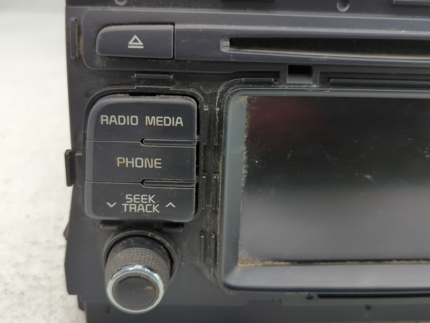 2017-2018 Kia Optima Am Fm Cd Player Radio Receiver - Oemusedautoparts1.com