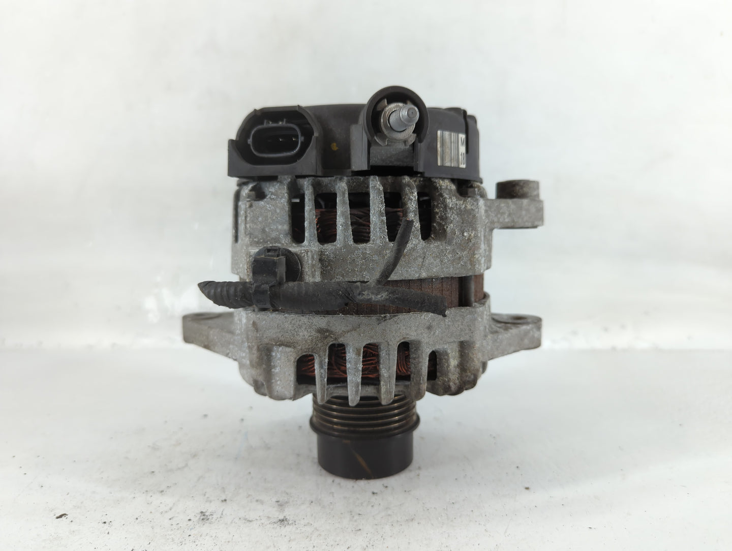 2016-2020 Kia Optima Alternator Replacement Generator Charging Assembly Engine OEM P/N:37300-2B960 2622503 Fits OEM Used Aut