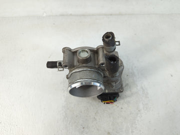 2016-2020 Kia Optima Throttle Body P/N:35100-2B340 Fits Fits 2015 2016 2017 2018 2019 2020 2021 2022 OEM Used Auto Parts