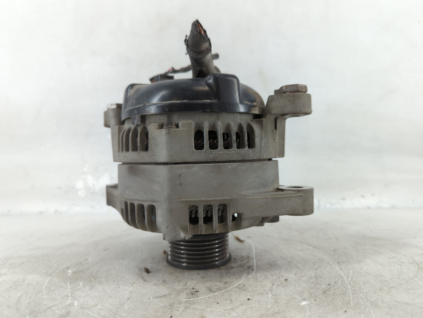 2016-2020 Kia Optima Alternator Replacement Generator Charging Assembly Engine OEM P/N:TN104211-8790 37300-2G061 Fits OEM Us