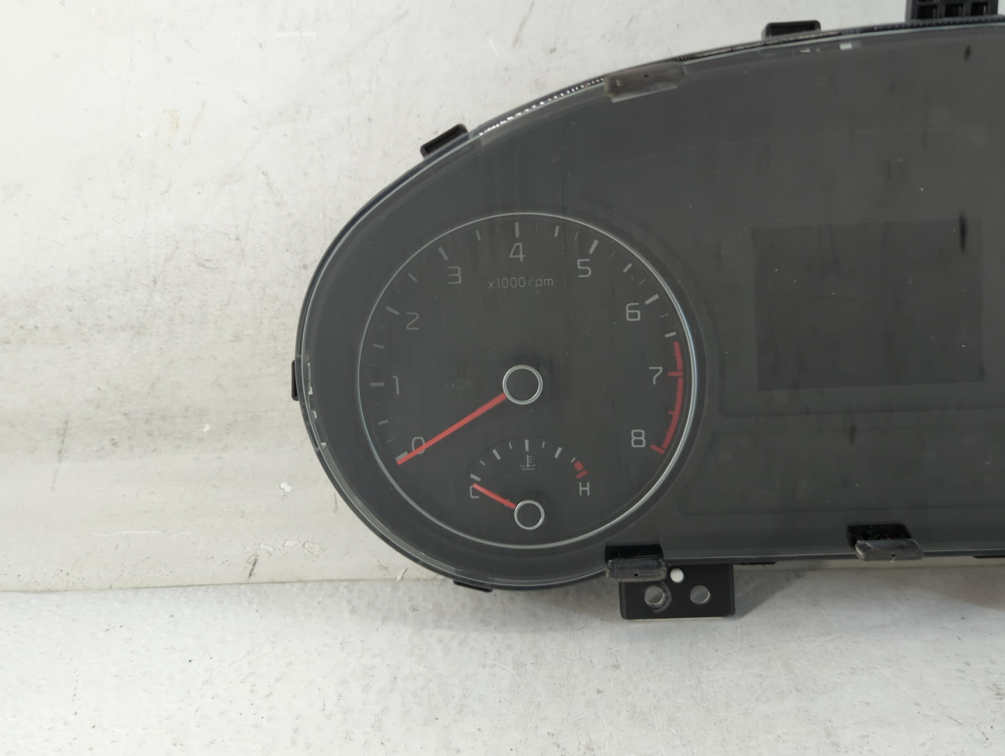 2017-2018 Kia Optima Instrument Cluster Speedometer Gauges P/N:94001-D5300 Fits Fits 2017 2018 OEM Used Auto Parts - Oemused