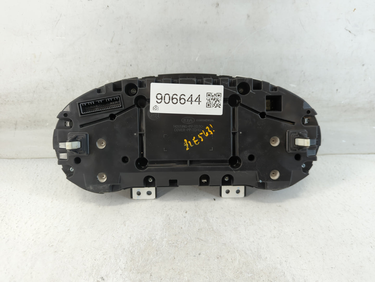 2017-2018 Kia Optima Instrument Cluster Speedometer Gauges P/N:94001-D5300 Fits Fits 2017 2018 OEM Used Auto Parts - Oemused
