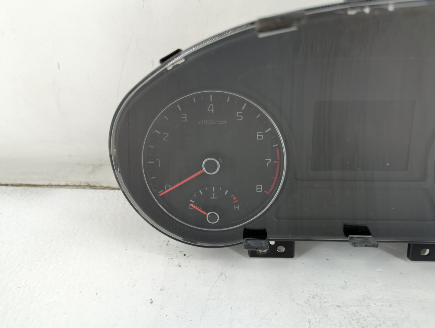 2017-2018 Kia Optima Instrument Cluster Speedometer Gauges P/N:94001-D5300 Fits Fits 2017 2018 OEM Used Auto Parts - Oemused