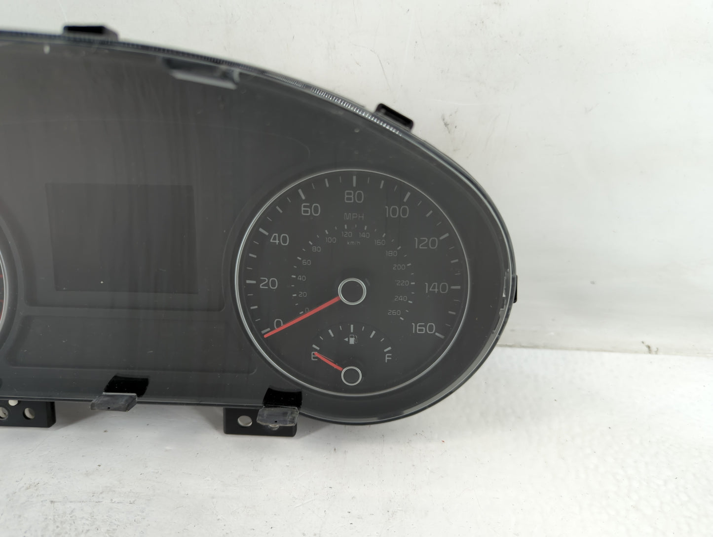 2017-2018 Kia Optima Instrument Cluster Speedometer Gauges P/N:94001-D5300 Fits Fits 2017 2018 OEM Used Auto Parts - Oemused