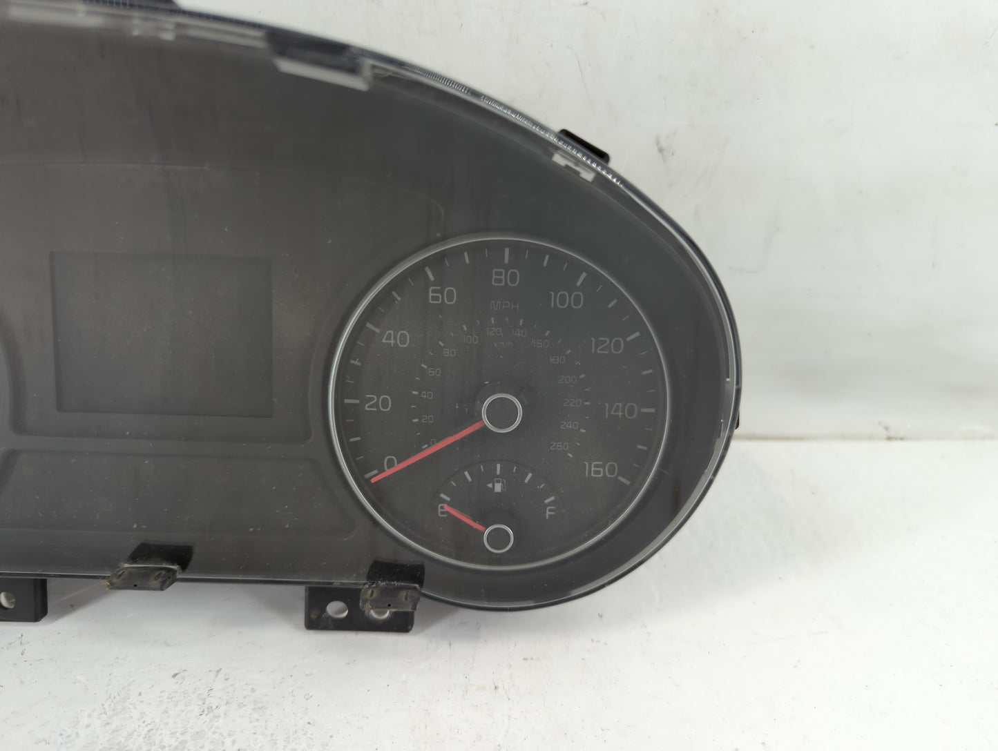 2017-2018 Kia Optima Instrument Cluster Speedometer Gauges P/N:94001-D5310 Fits Fits 2017 2018 OEM Used Auto Parts - Oemused