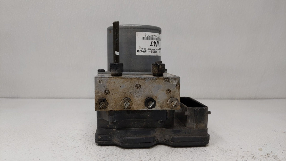 2016-2017 Kia Rio Anti-Lock Brake ABS Pump Module Actuator OEM P/N:58920-1W470 Fits Fits 2016 2017 OEM Used Auto Parts - Oem