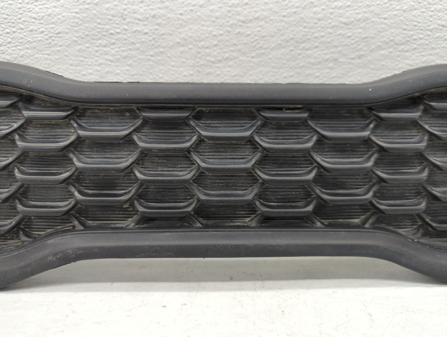 2016-2017 Kia Rio Front Grille Bumper Not Included - Oemusedautoparts1.com