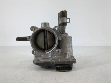 2012-2019 Kia Rio Throttle Body P/N:35100-2B300 Fits Fits 2012 2013 2014 2015 2016 2017 2018 2019 OEM Used Auto Parts - Oemu