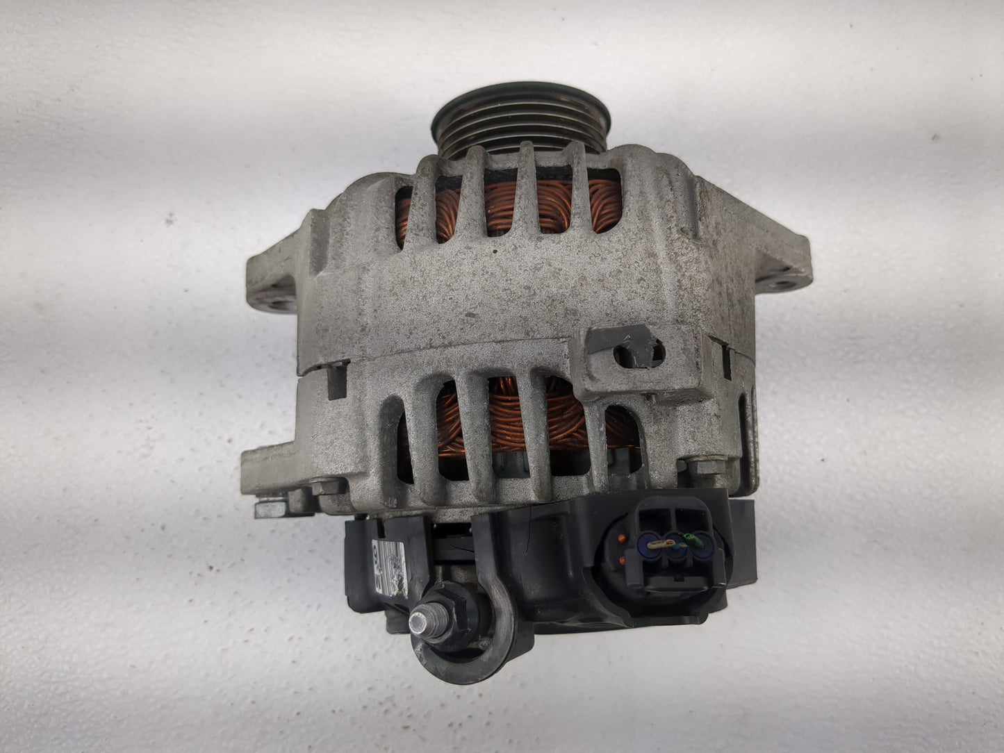 2016-2017 Kia Rio Alternator Replacement Generator Charging Assembly Engine OEM P/N:2609780 Fits Fits 2016 2017 OEM Used Aut