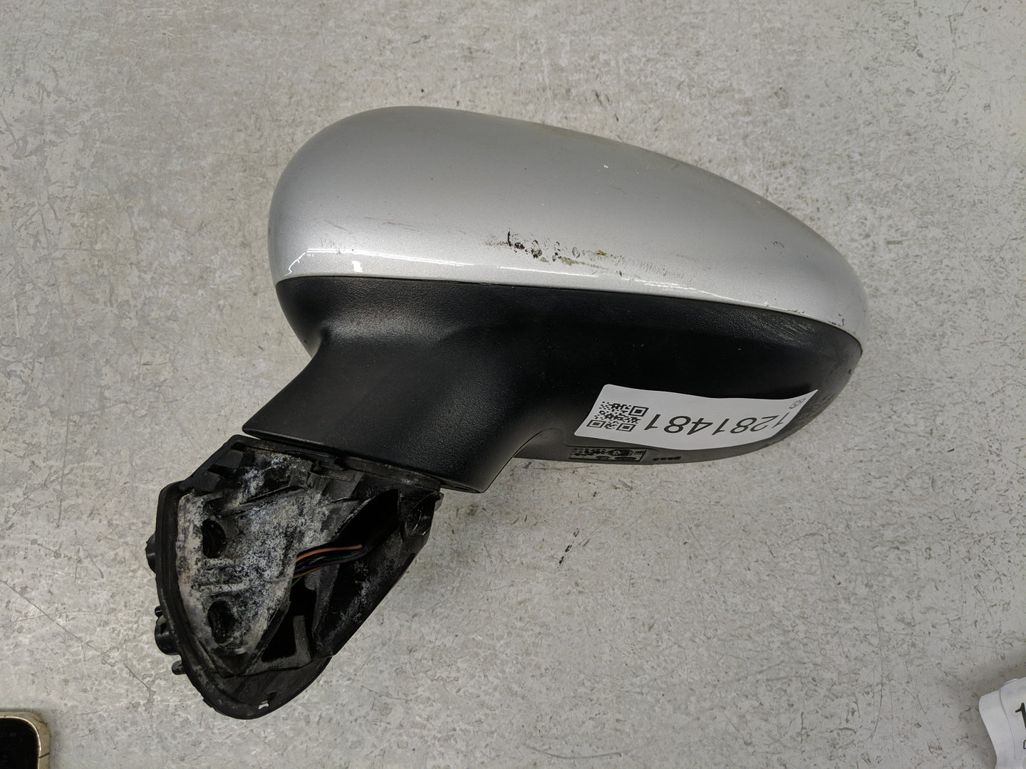 2014-2017 Kia Rio Side Mirror Replacement Driver Left View Door Mirror P/N:E13027564 Fits Fits 2014 2015 2016 2017 OEM Used 