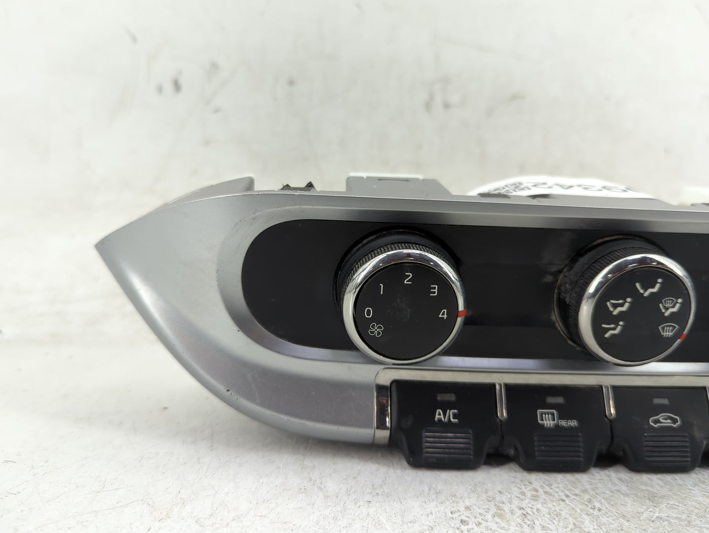 2016-2017 Kia Rio Climate Control Module Temperature AC/Heater Replacement P/N:97250-1W260 Fits Fits 2016 2017 OEM Used Auto