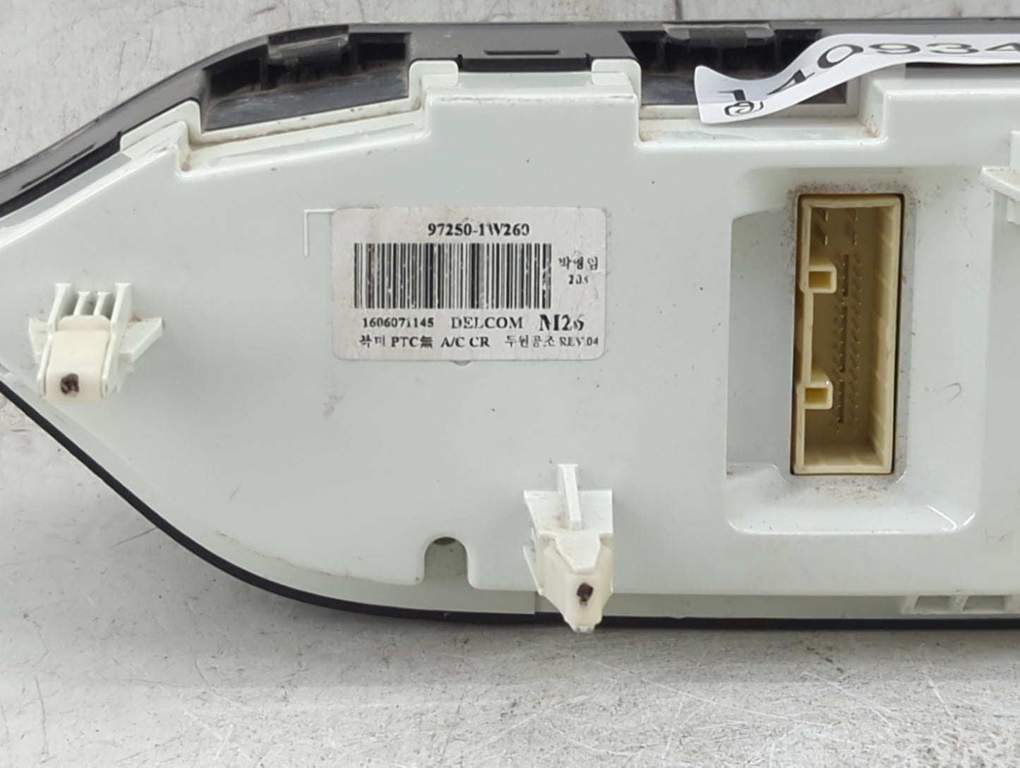2016-2017 Kia Rio Climate Control Module Temperature AC/Heater Replacement P/N:97250-1W260 Fits Fits 2016 2017 OEM Used Auto
