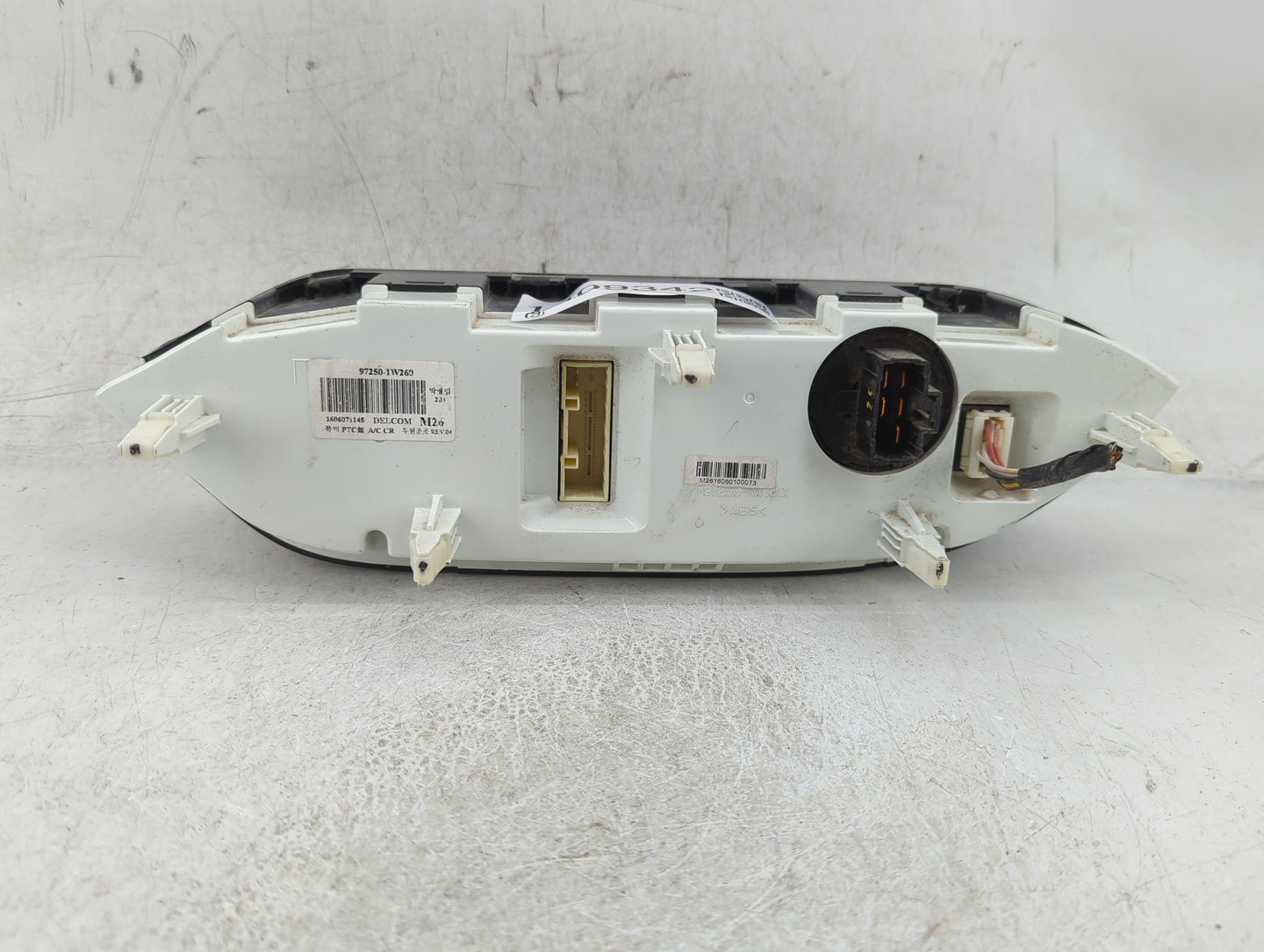 2016-2017 Kia Rio Climate Control Module Temperature AC/Heater Replacement P/N:97250-1W260 Fits Fits 2016 2017 OEM Used Auto