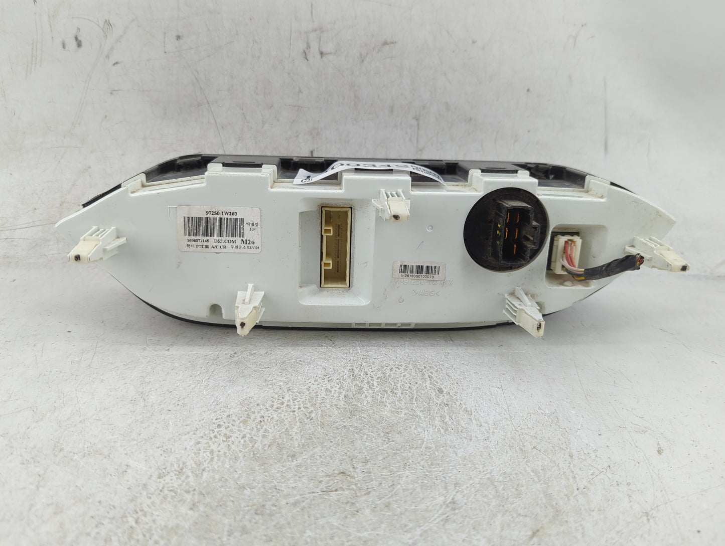2016-2017 Kia Rio Climate Control Module Temperature AC/Heater Replacement P/N:97250-1W260 Fits Fits 2016 2017 OEM Used Auto