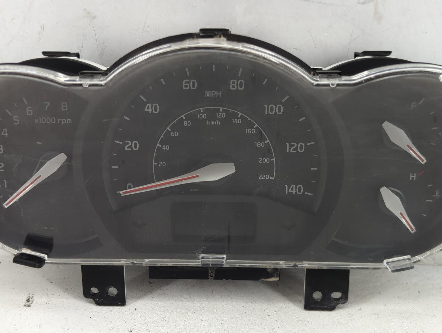 2016-2017 Kia Rio Instrument Cluster Speedometer Gauges P/N:94024-1W770 Fits Fits 2016 2017 OEM Used Auto Parts - Oemusedaut