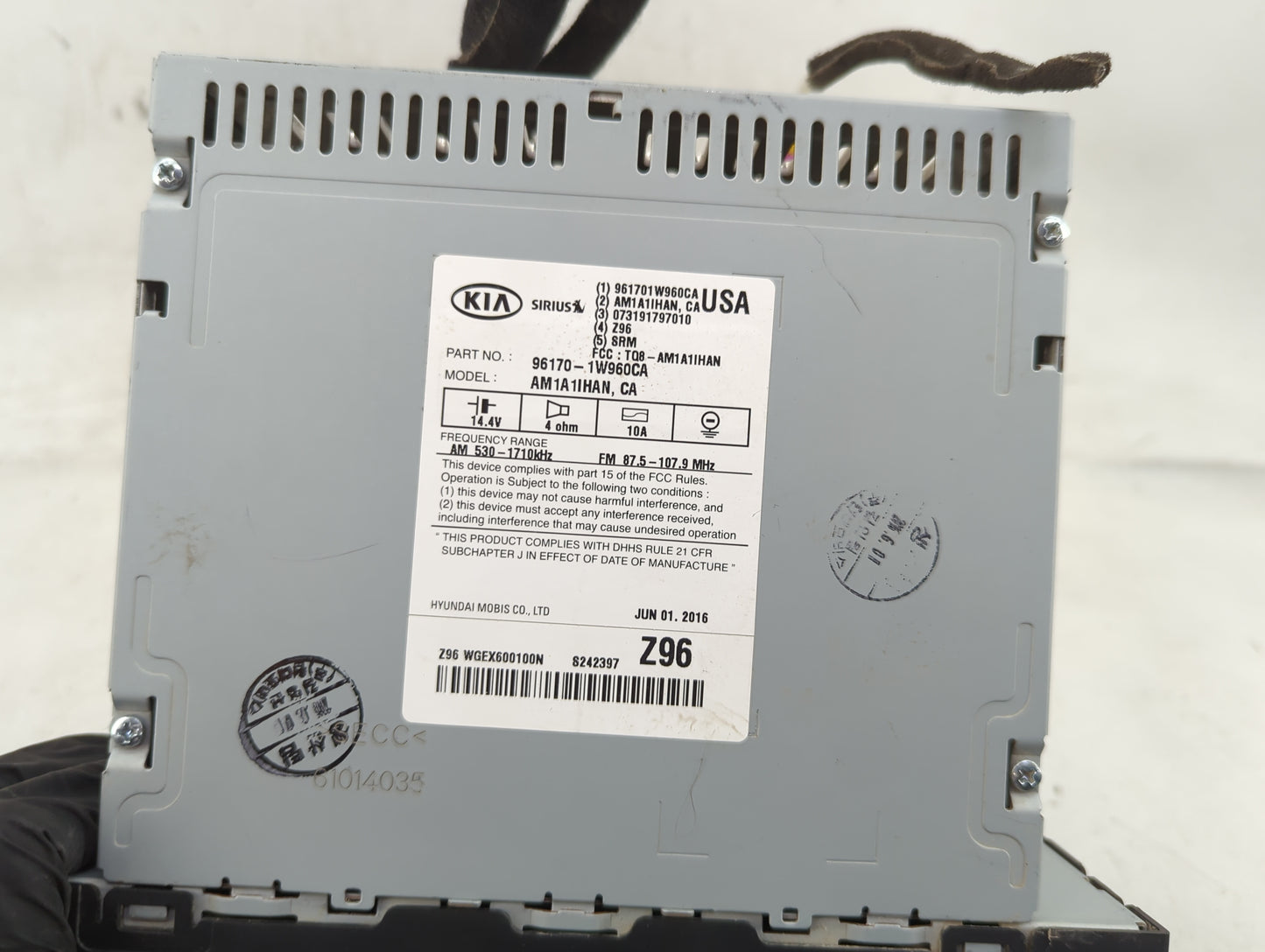 2016-2017 Kia Rio Radio AM FM Cd Player Receiver Replacement P/N:96170-1W960CA Fits Fits 2016 2017 OEM Used Auto Parts - Oem