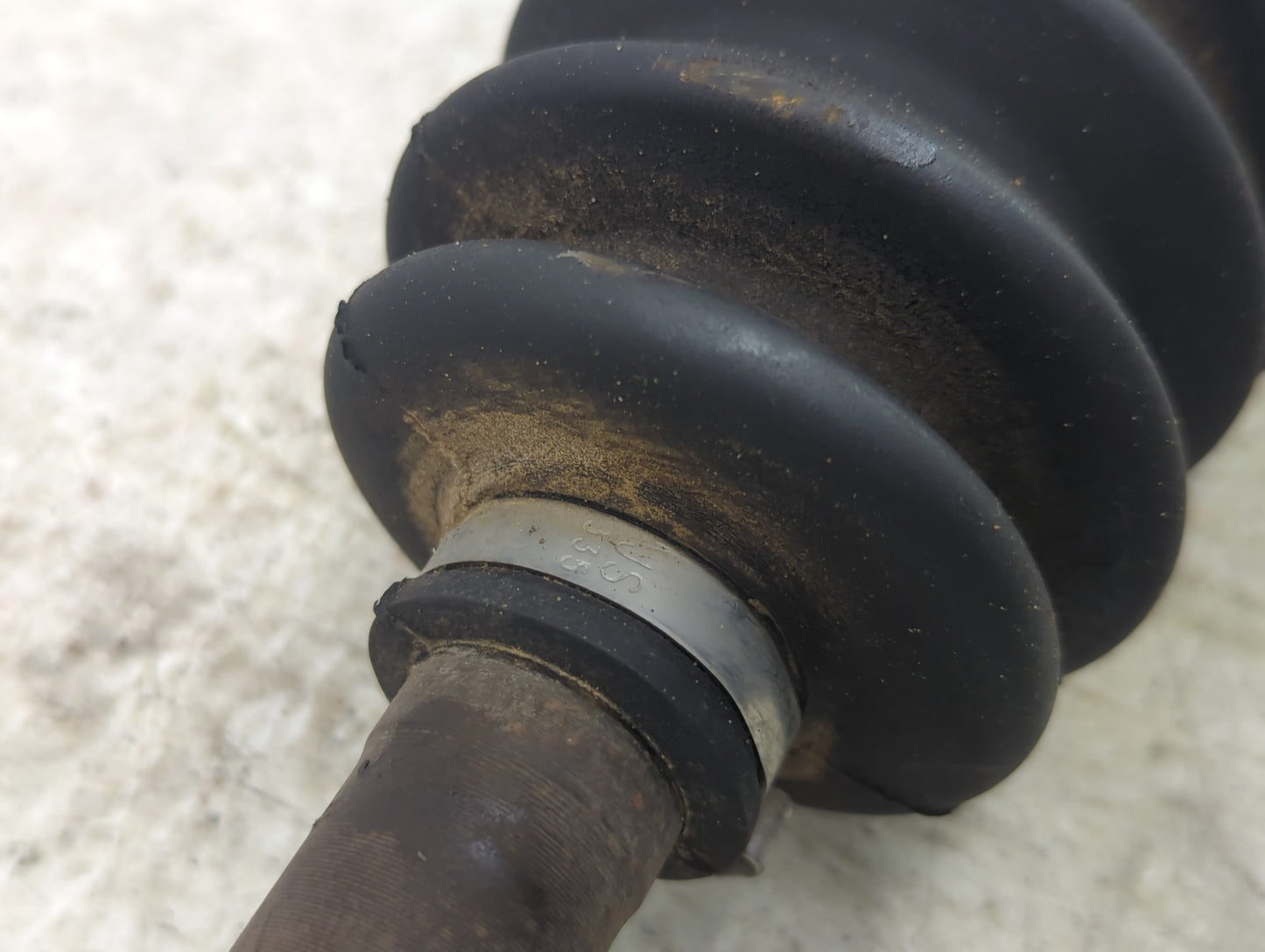 2012-2017 Kia Rio Axle Shaft Front Driver Cv C/v - Oemusedautoparts1.com