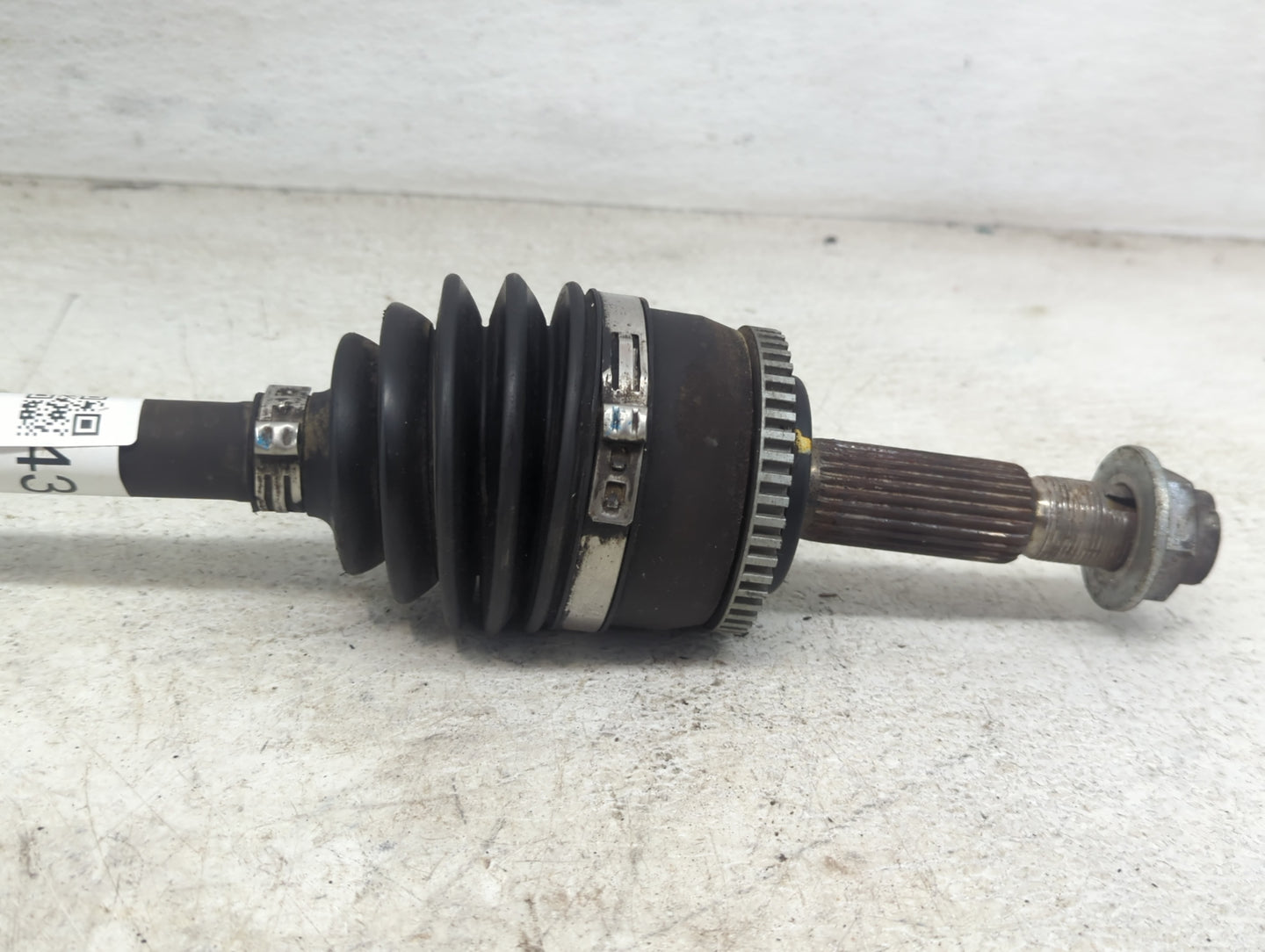 2012-2017 Kia Rio Axle Shaft Front Driver Cv C/v - Oemusedautoparts1.com