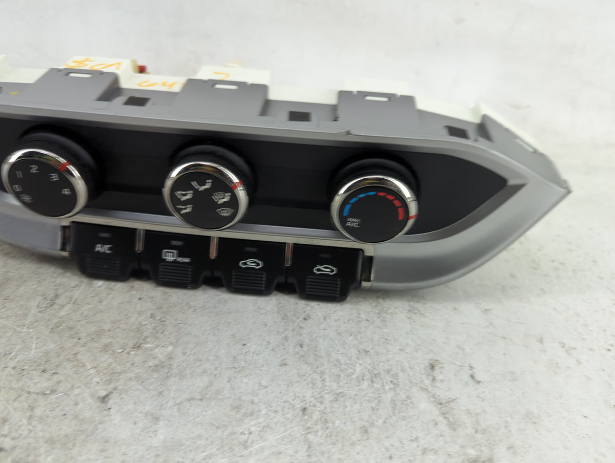 2016-2017 Kia Rio Climate Control Module Temperature AC/Heater Replacement P/N:97250-1W260 Fits Fits 2016 2017 OEM Used Auto