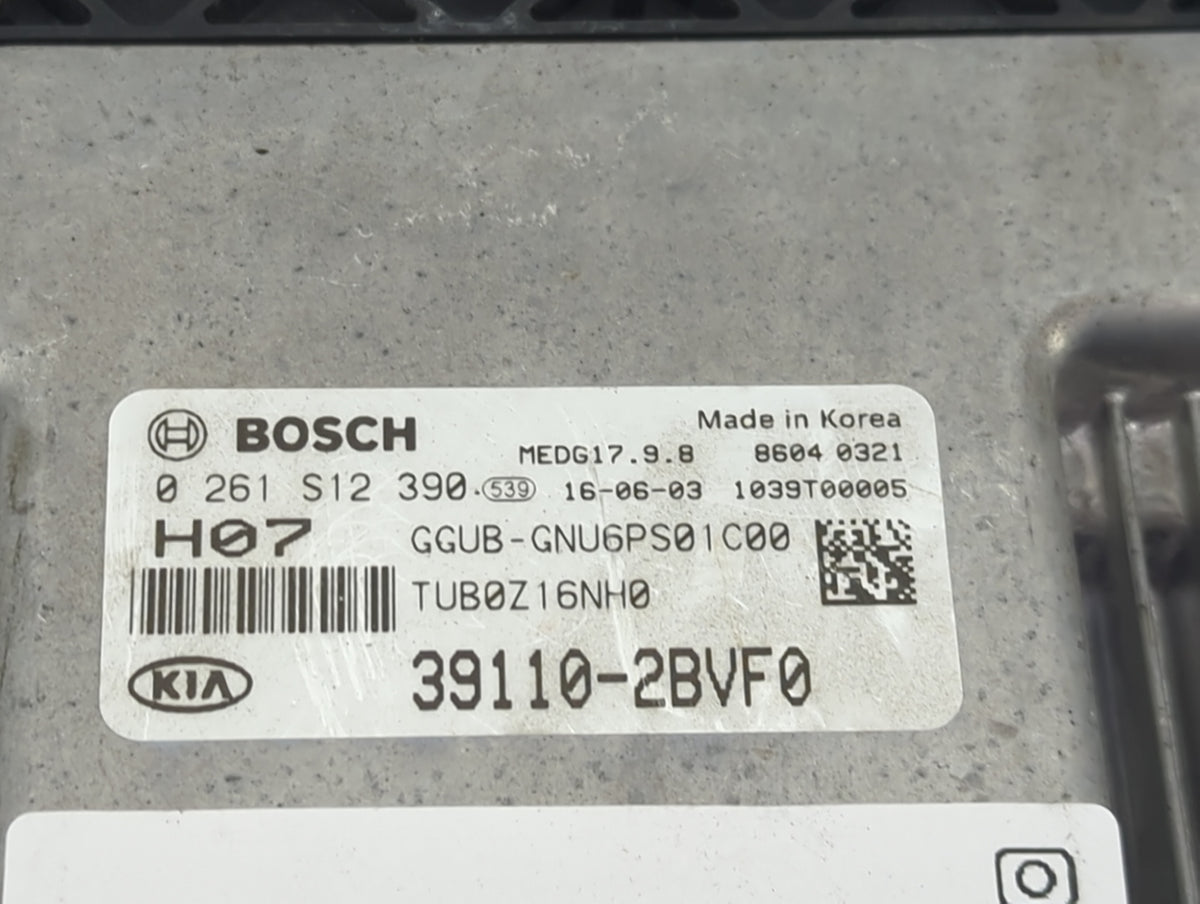 2016-2017 Kia Rio PCM Engine Control Computer ECU ECM PCU OEM P/N:39110-2BVF0 0261S12390 Fits 2016 2017 OEM Used Auto Parts 