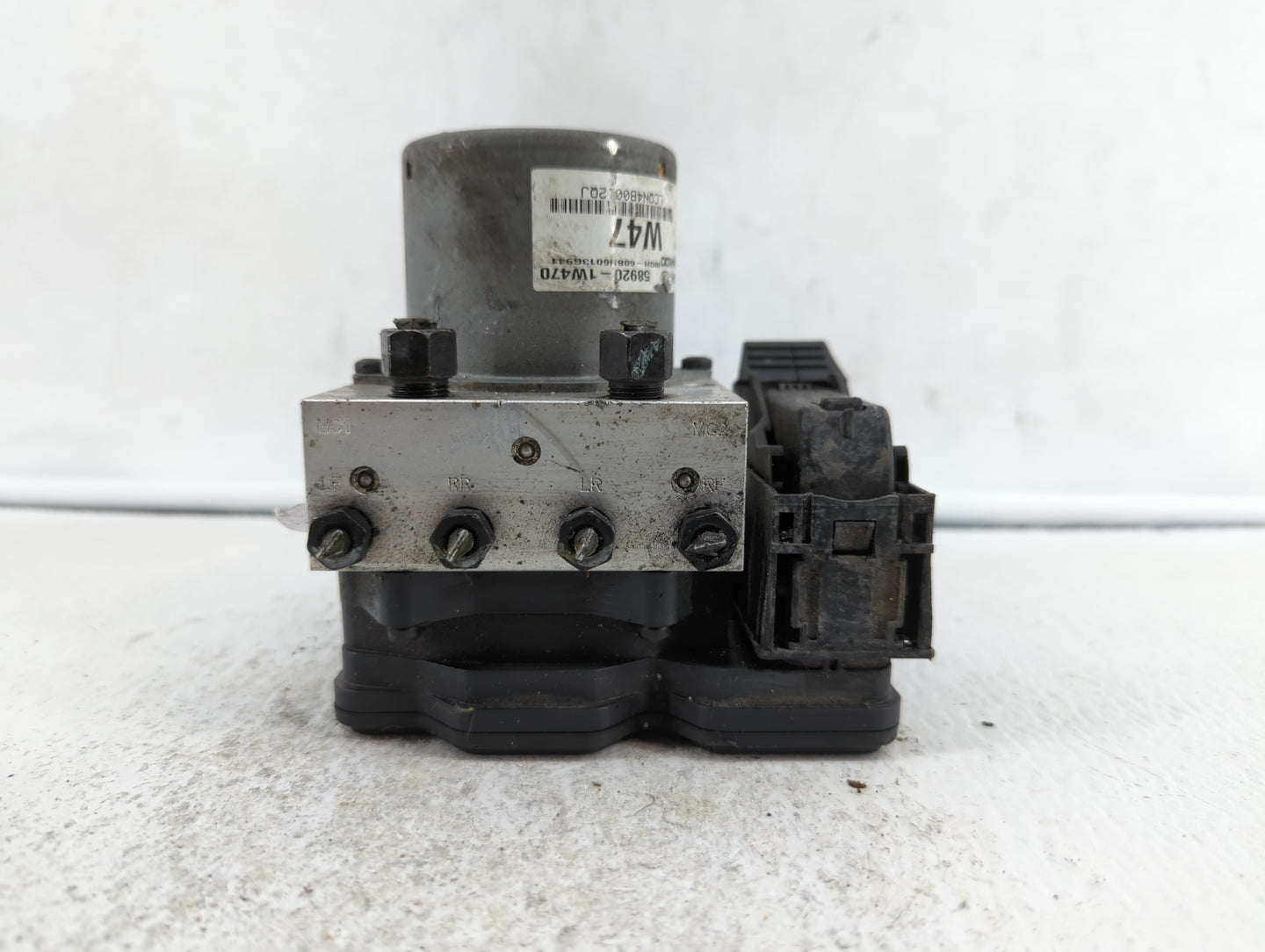 2016-2017 Kia Rio ABS Pump Control Module Replacement P/N:58920-1W470 Fits Fits 2016 2017 OEM Used Auto Parts - Oemusedautop