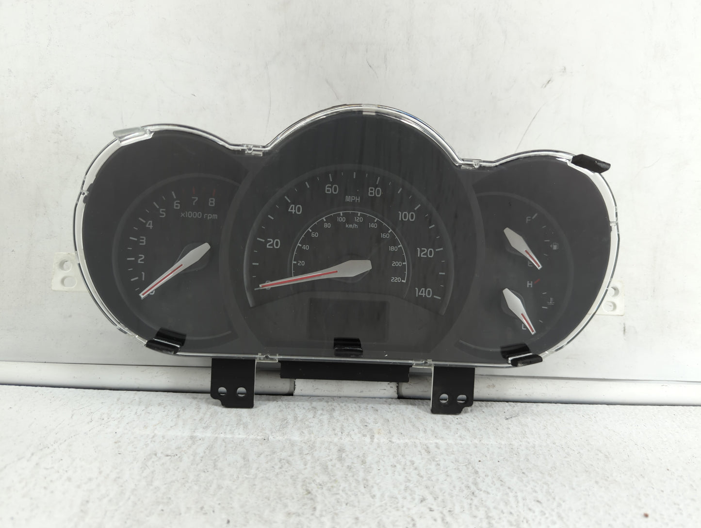 2016-2017 Kia Rio Instrument Cluster Speedometer Gauges P/N:94024-1W770 15005-122 Fits Fits 2016 2017 OEM Used Auto Parts - 