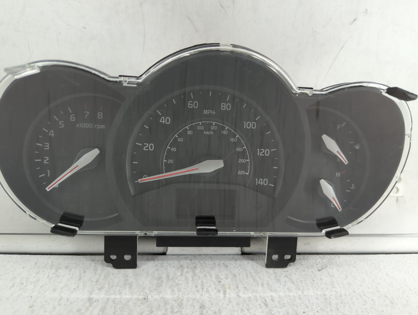 2016-2017 Kia Rio Instrument Cluster Speedometer Gauges P/N:94024-1W770 15005-122 Fits Fits 2016 2017 OEM Used Auto Parts - 