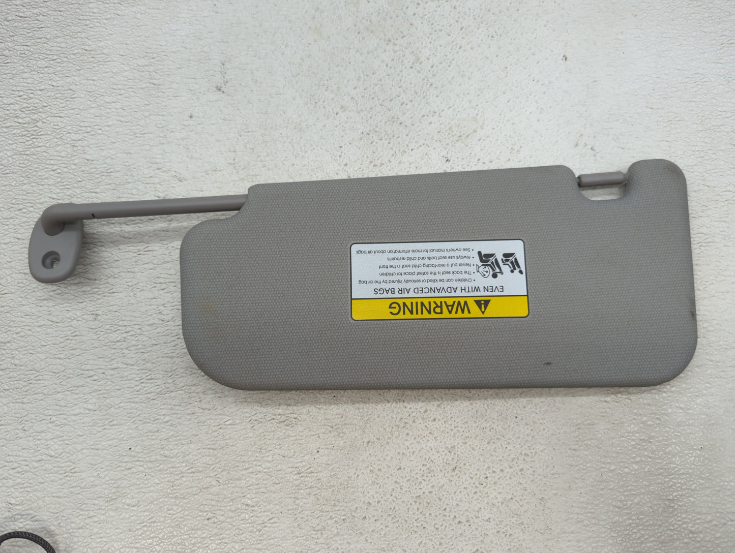 2012-2017 Kia Rio Sun Visor Shade Replacement Passenger Right Mirror Fits Fits 2012 2013 2014 2015 2016 2017 OEM Used Auto P