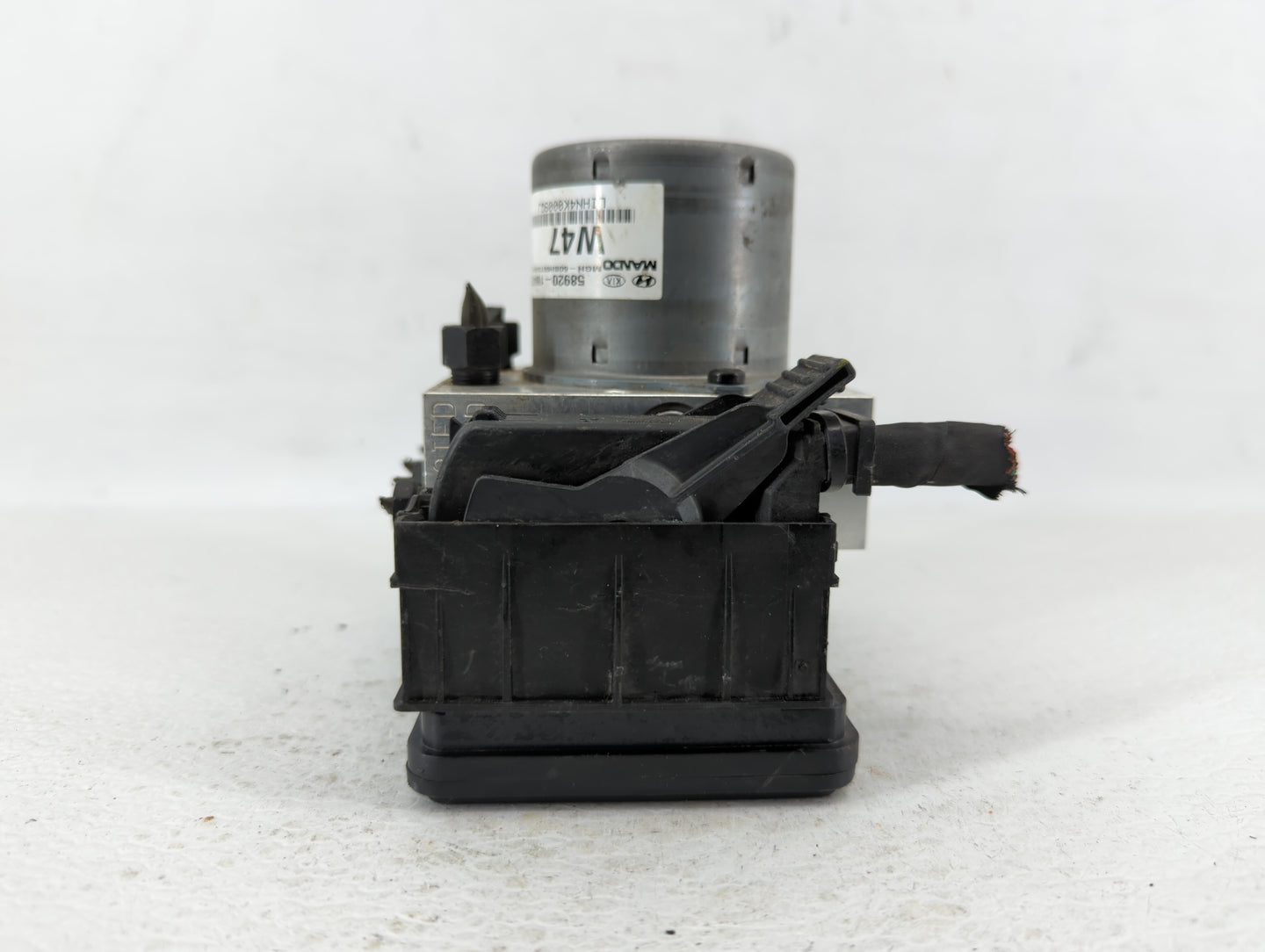 2016-2017 Kia Rio ABS Pump Control Module Replacement P/N:58920-1W470 Fits Fits 2016 2017 OEM Used Auto Parts - Oemusedautop