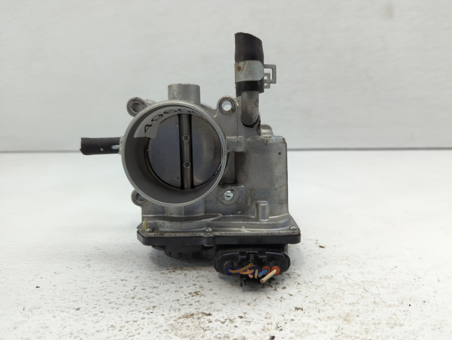 2012-2019 Kia Rio Throttle Body P/N:35100-2B300 Fits Fits 2012 2013 2014 2015 2016 2017 2018 2019 OEM Used Auto Parts - Oemu