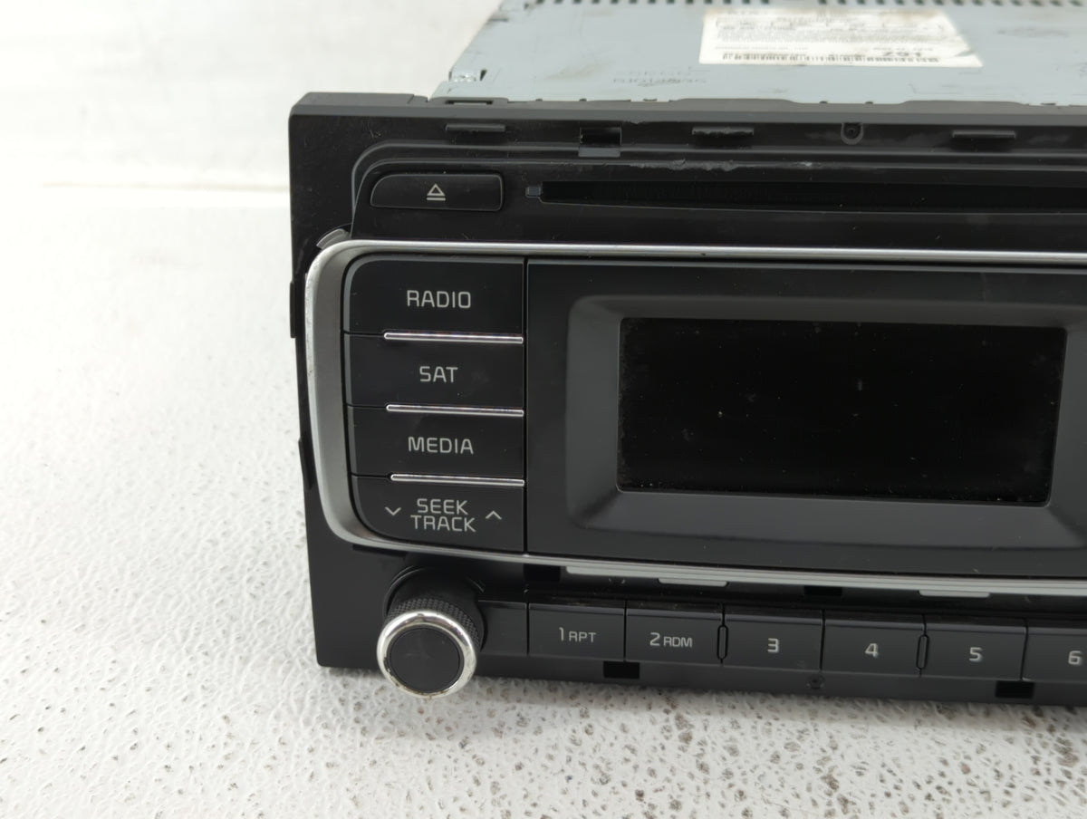 2016-2017 Kia Rio Radio AM FM Cd Player Receiver Replacement P/N:96170-1W910CA Fits 2016 2017 OEM Used Auto Parts - Oemuseda