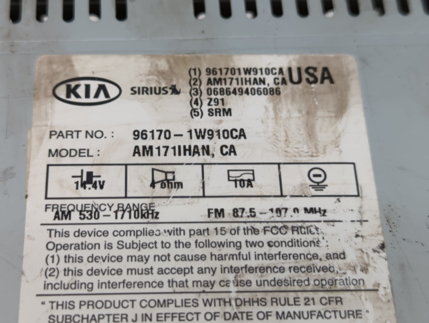 2016-2017 Kia Rio Radio AM FM Cd Player Receiver Replacement P/N:96170-1W910CA Fits Fits 2016 2017 OEM Used Auto Parts - Oem