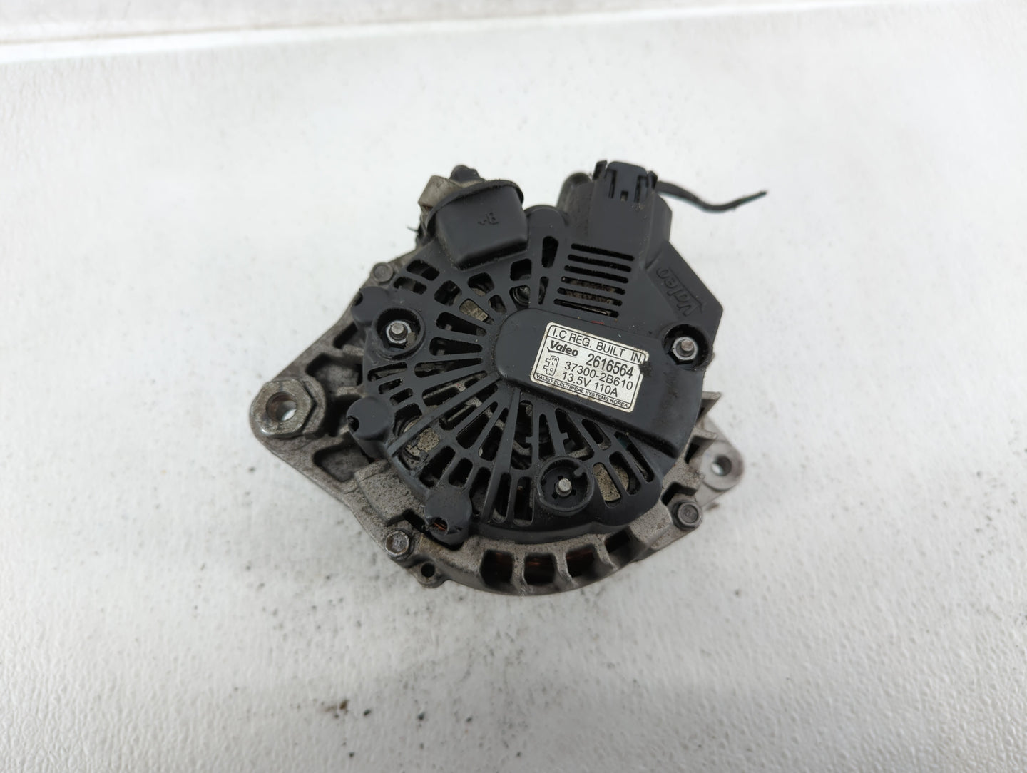 2016-2017 Kia Rio Alternator Replacement Generator Charging Assembly Engine OEM P/N:37300-2B610 Fits Fits 2016 2017 OEM Used