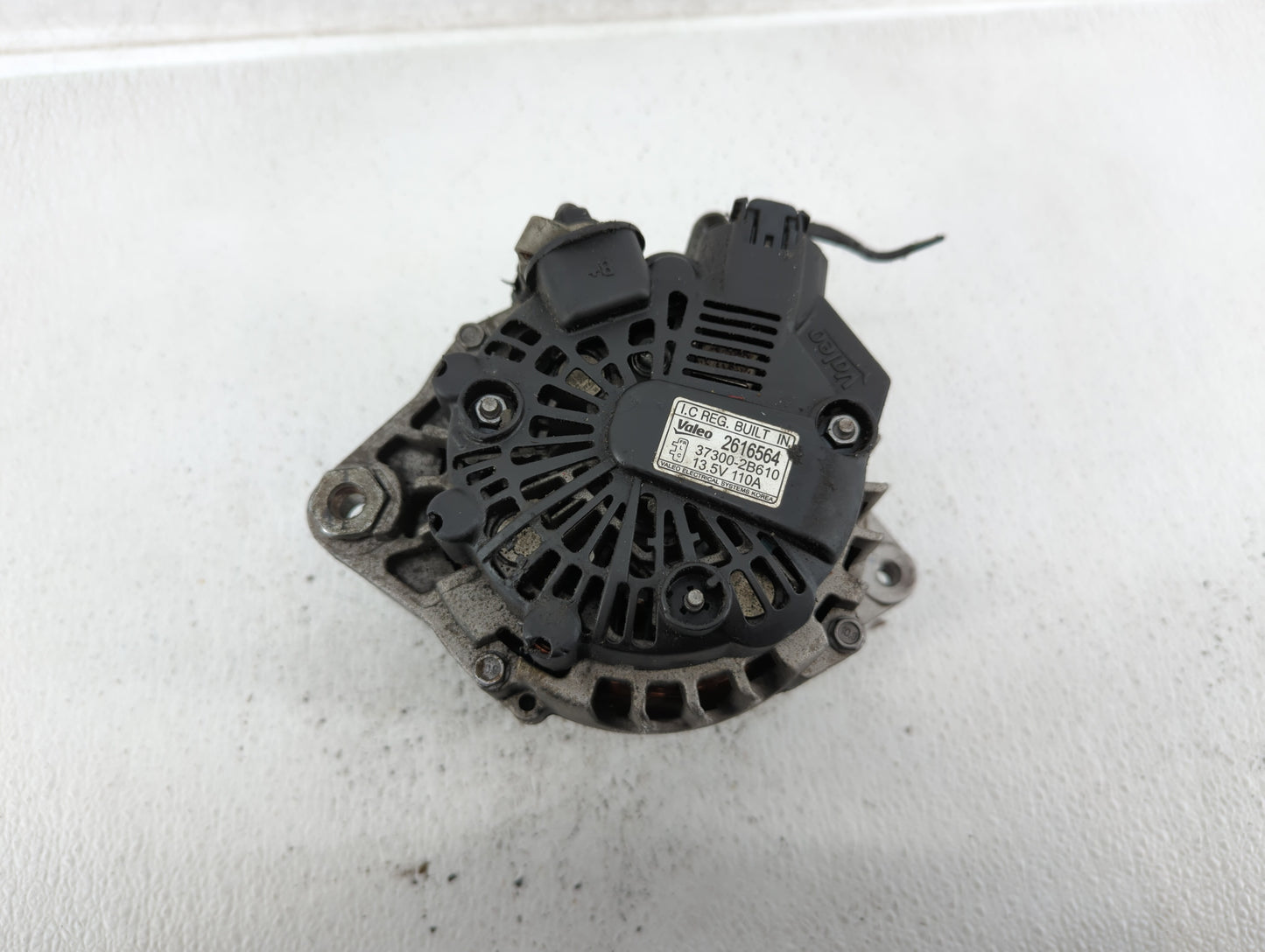 2016-2017 Kia Rio Alternator Replacement Generator Charging Assembly Engine OEM P/N:37300-2B610 Fits Fits 2016 2017 OEM Used