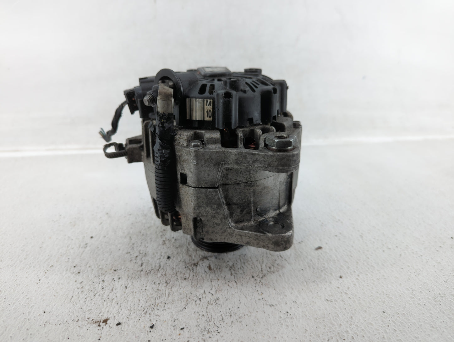 2016-2017 Kia Rio Alternator Replacement Generator Charging Assembly Engine OEM P/N:37300-2B610 Fits Fits 2016 2017 OEM Used