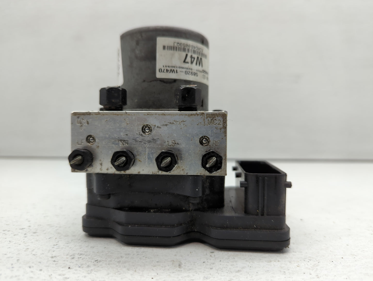2016-2017 Kia Rio ABS Pump Control Module Replacement P/N:58920-1W470 Fits Fits 2016 2017 OEM Used Auto Parts - Oemusedautop