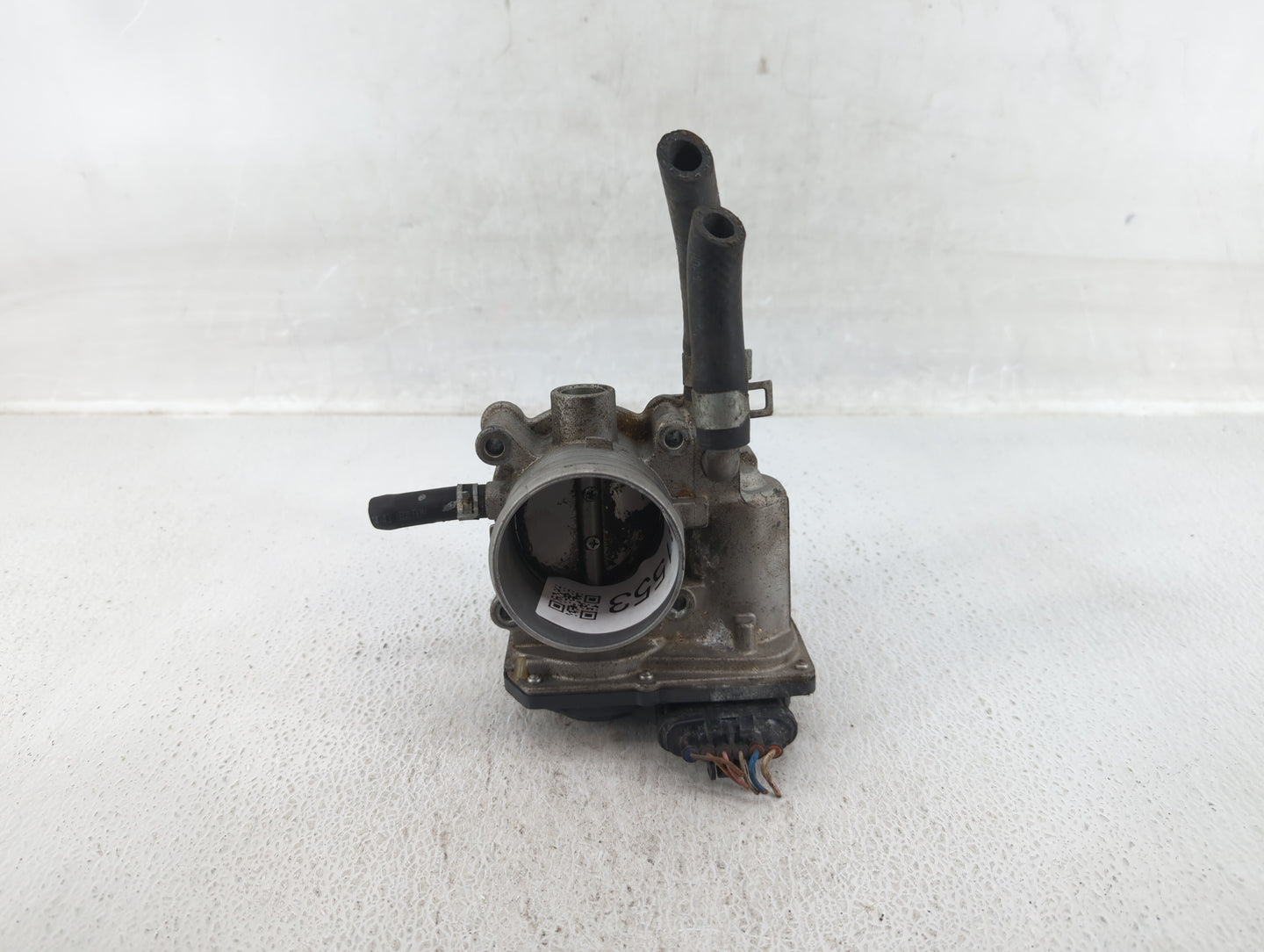 2012-2019 Kia Rio Throttle Body P/N:35100-2B300 Fits Fits 2012 2013 2014 2015 2016 2017 2018 2019 OEM Used Auto Parts - Oemu