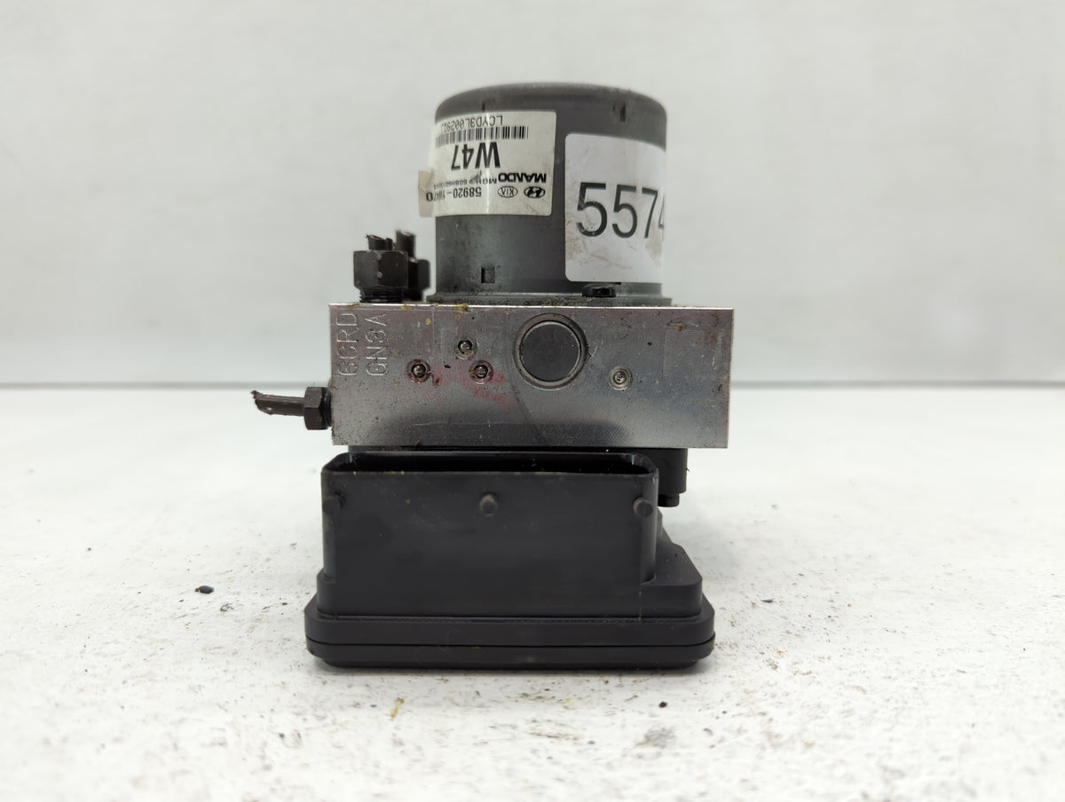 2016-2017 Kia Rio Anti-Lock Brake ABS Pump Module Actuator OEM P/N:58920-1W470 Fits Fits 2016 2017 OEM Used Auto Parts - Oem