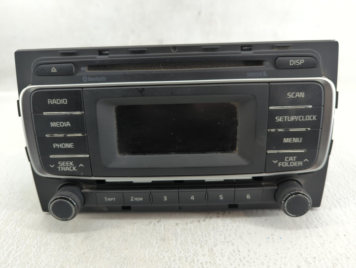 2016-2017 Kia Rio Am Fm Cd Player Radio Receiver 582614 - Oemusedautoparts1.com