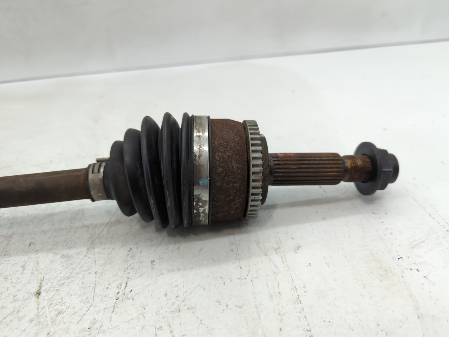 2012-2017 Kia Rio Axle Shaft Front Driver Cv C/v - Oemusedautoparts1.com