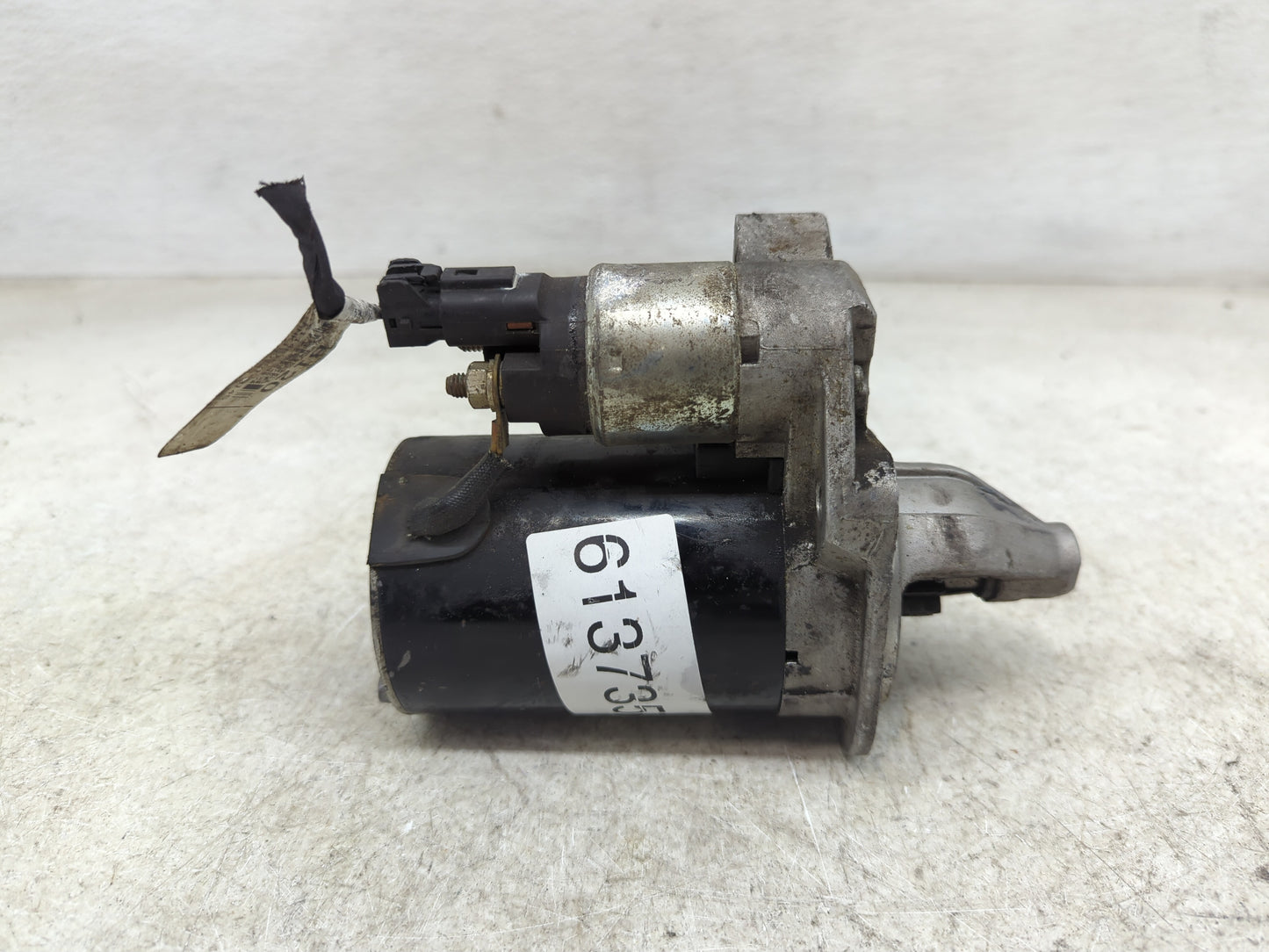 2012-2017 Kia Rio Car Starter Motor Solenoid OEM P/N:1204960 36100-2B110 Fits Fits 2012 2013 2014 2015 2016 2017 OEM Used Au